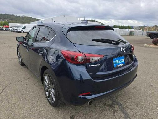 2018 Mazda Mazda3 Grand Touring