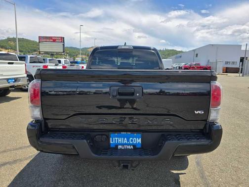 2021 Toyota Tacoma TRD Sport