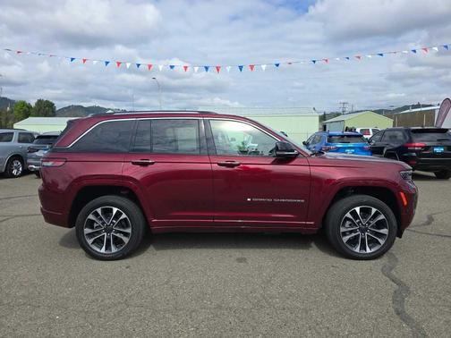 2023 Jeep Grand Cherokee 4xe Overland