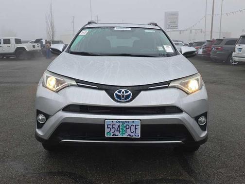 2016 Toyota RAV4 Hybrid XLE