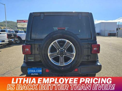 2022 Jeep Wrangler Unlimited Sahara