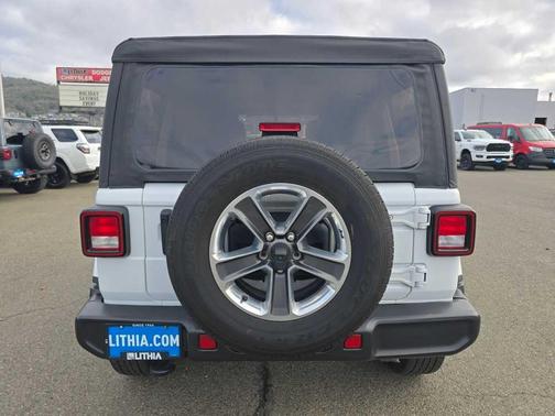 2023 Jeep Wrangler Sahara