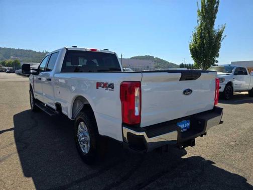 2023 Ford F-350 XLT