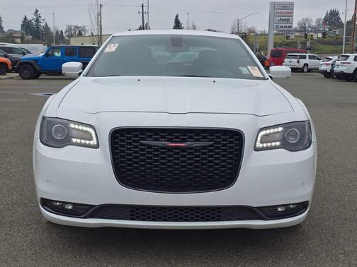 2023 Chrysler 300 S