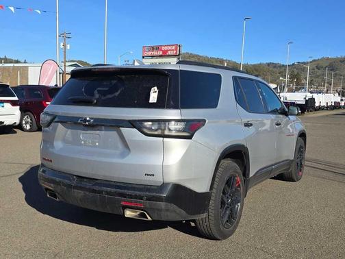 2021 Chevrolet Traverse Premier