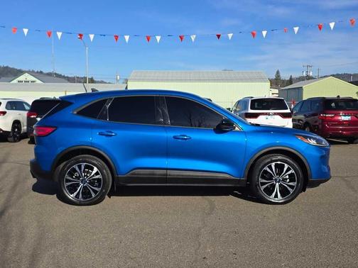 2021 Ford Escape SE