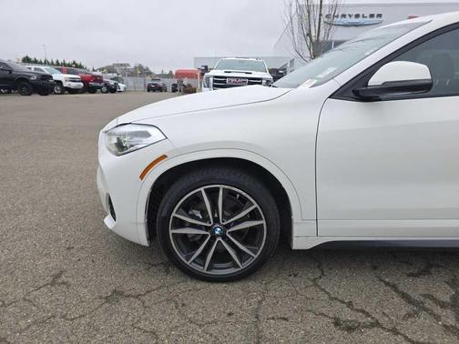 2022 BMW X2 xDrive28i