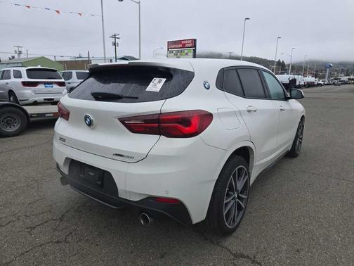 2022 BMW X2 xDrive28i
