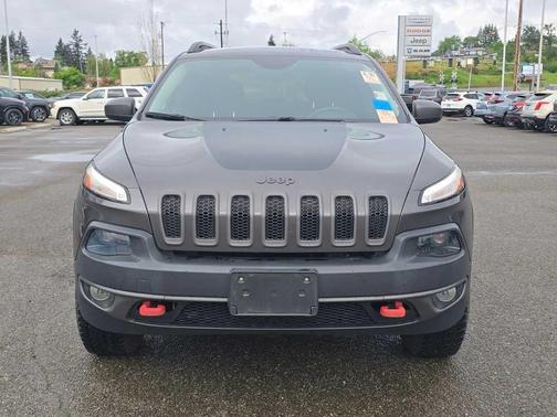 Granite Crystal Clearcoat Metallic 2014 Jeep Cherokee Trailhawk