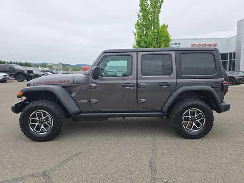 Granite Crystal Clearcoat Metallic 2026 Jeep Wrangler Rubicon