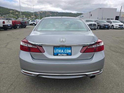 Lunar Silver Metallic 2016 Honda Accord EX