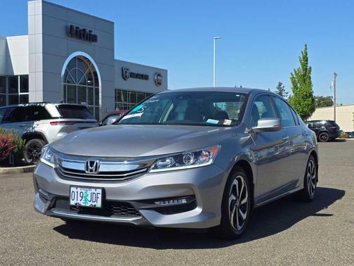 Lunar Silver Metallic 2016 Honda Accord EX