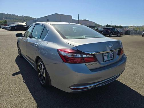 Lunar Silver Metallic 2016 Honda Accord EX