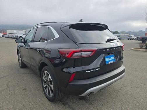 2025 Ford Escape Platinum