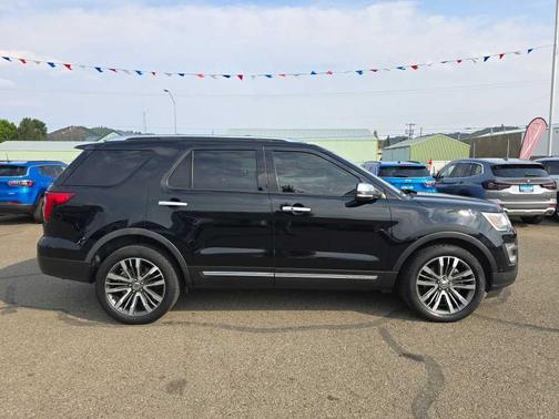 2017 Ford Explorer Platinum