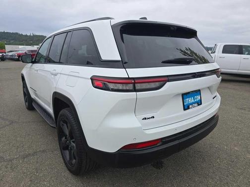 Bright White 2024 Jeep Grand Cherokee Limited
