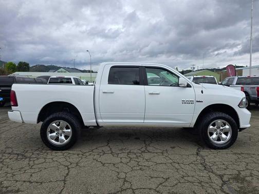 2015 RAM 1500 Sport