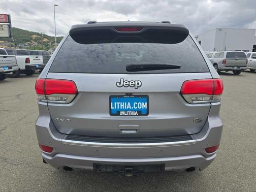 Billet Silver Clearcoat Metallic 2014 Jeep Grand Cherokee Overland