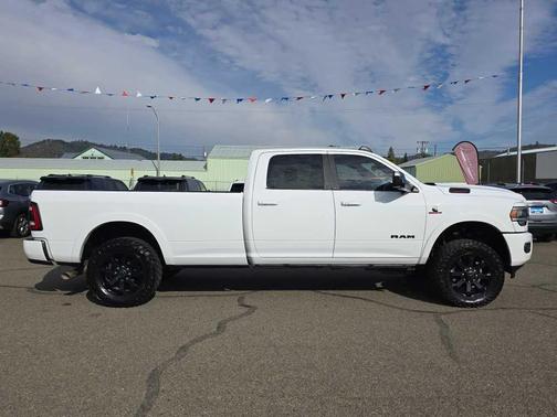 2022 RAM 3500 Laramie