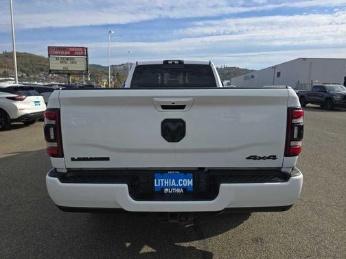 2022 RAM 3500 Laramie