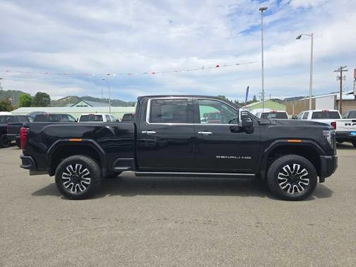 Onyx Black 2025 GMC Sierra 2500 Denali Ultimate