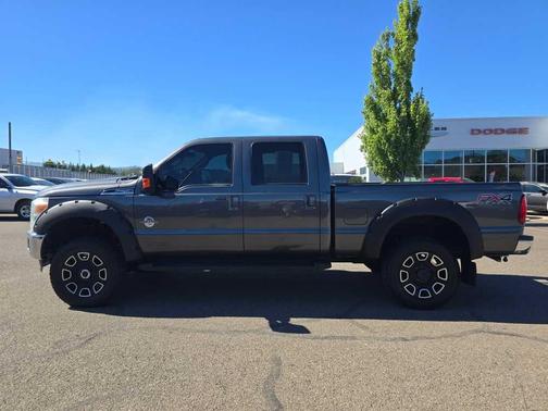 Magnetic Metallic 2015 Ford F-250 Lariat