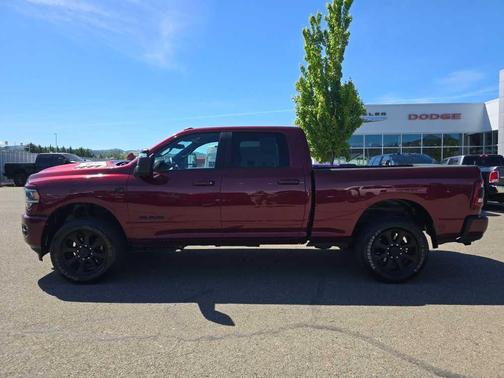 Delmonico Red Pearlcoat 2024 RAM 2500 Laramie