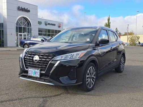 2023 Nissan Kicks SV