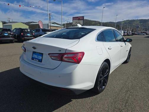 2024 Chevrolet Malibu LT