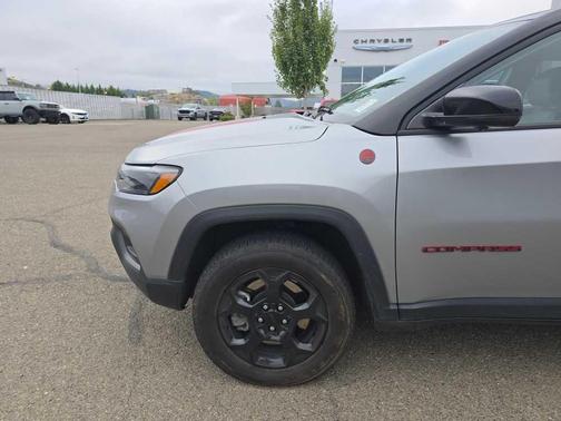 2023 Jeep Compass Trailhawk