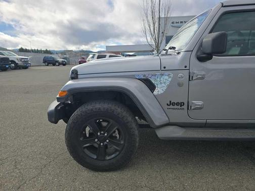 2020 Jeep Wrangler Unlimited Sahara Altitude