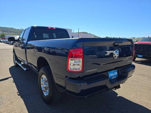 Patriot Blue Pearlcoat 2020 RAM 3500 Big Horn