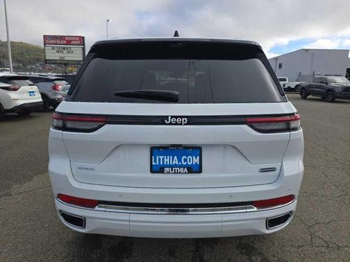 2025 Jeep Grand Cherokee Overland