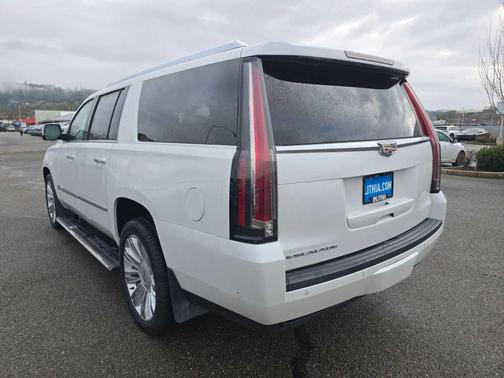 2019 Cadillac Escalade ESV Platinum
