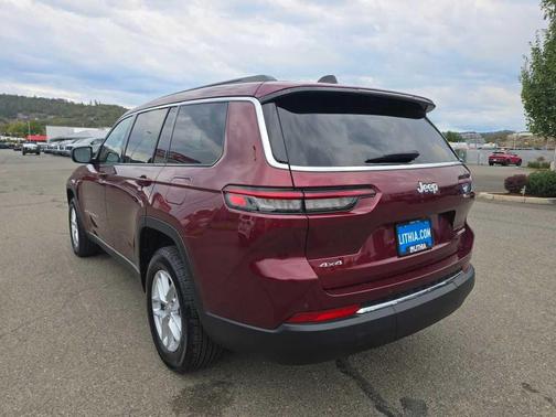 2024 Jeep Grand Cherokee L Laredo