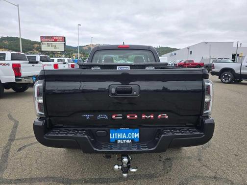 2018 Toyota Tacoma SR