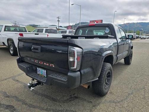 2018 Toyota Tacoma SR