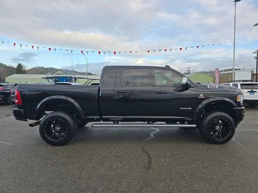 2019 RAM 3500 Laramie