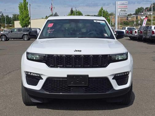 Bright White Clearcoat 2023 Jeep Grand Cherokee Limited