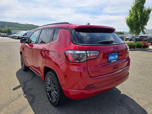 2023 Jeep Compass (RED) Edition