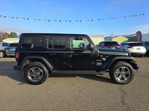 2023 Jeep Wrangler Sahara