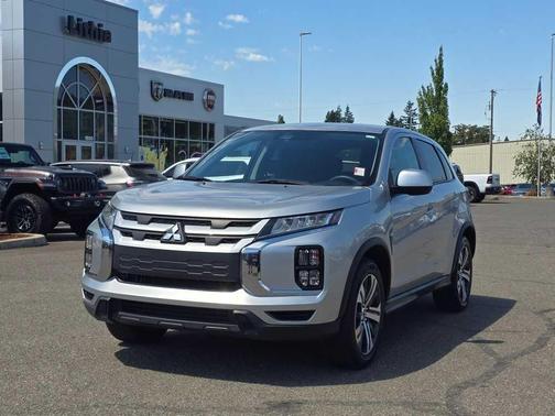 Alloy Silver Metallic 2024 Mitsubishi Outlander Sport ES