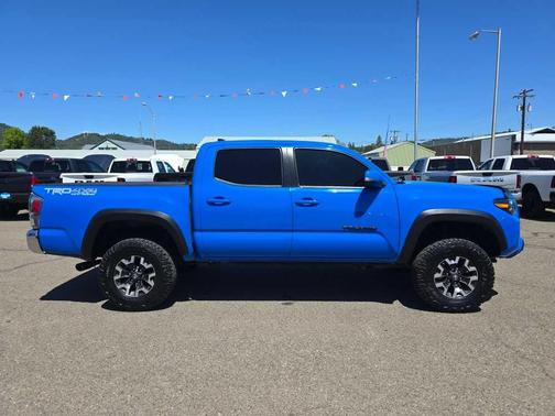 Voodoo Blue 2020 Toyota Tacoma TRD Off Road