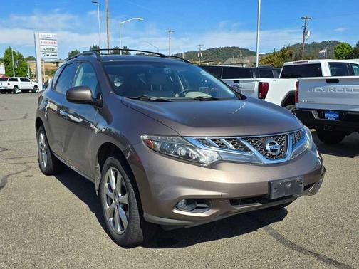 2012 Nissan Murano LE