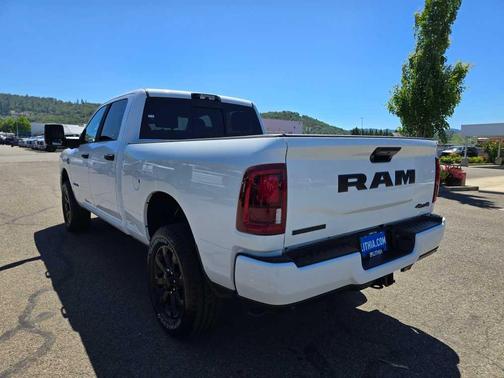 2025 RAM 2500 Big Horn