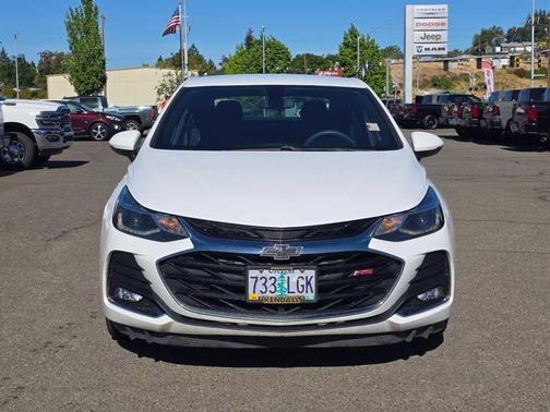 Summit White 2019 Chevrolet Cruze LT