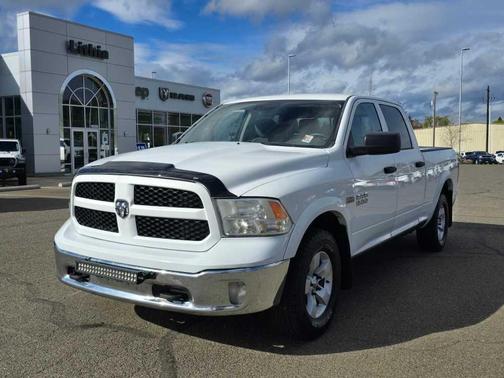 2015 RAM 1500 SLT