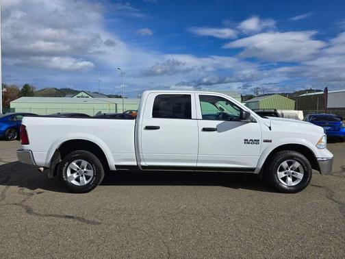 2015 RAM 1500 SLT