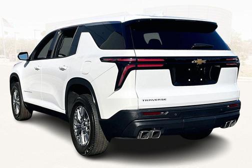 2024 Chevrolet Traverse LS