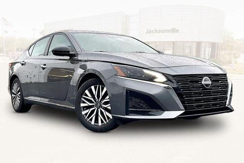 Gun Metallic 2025 Nissan Altima 2.5 SV